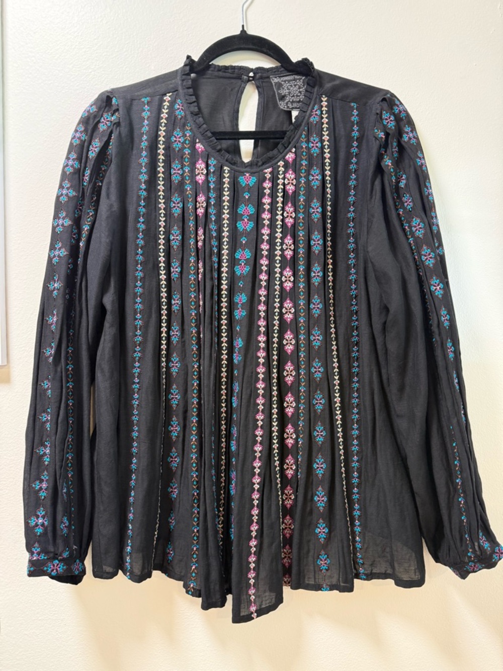 Johnny Was Calico embroidered blouse - Picture 4 of 7
